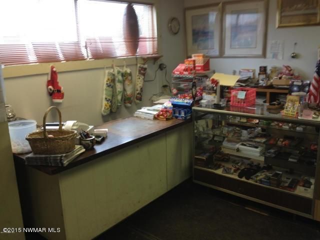 SS Outlet: 154 Centerline Rd N, Solway, MN 56678
